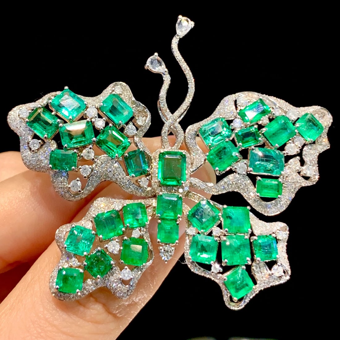 14k Gold 10.5 Ct Vivid Green Natural Emerald & Diamond Brooch/pendant( Without Chain ) - 3