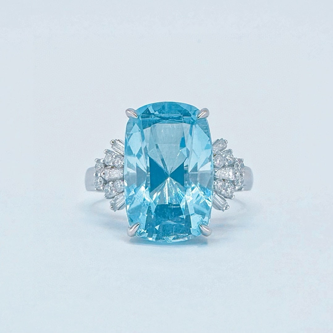 14k Gold 6.76 Ctw Natural Aquamarine & Diamond Ring: Ref:230983145 // gold content:14k gold // ring size:7. 25us // // main gemstone:aquamarine // shape:cushion // carat weight:6. 44ct // color:santa maria color // treatment:natural // // adjacent gemst