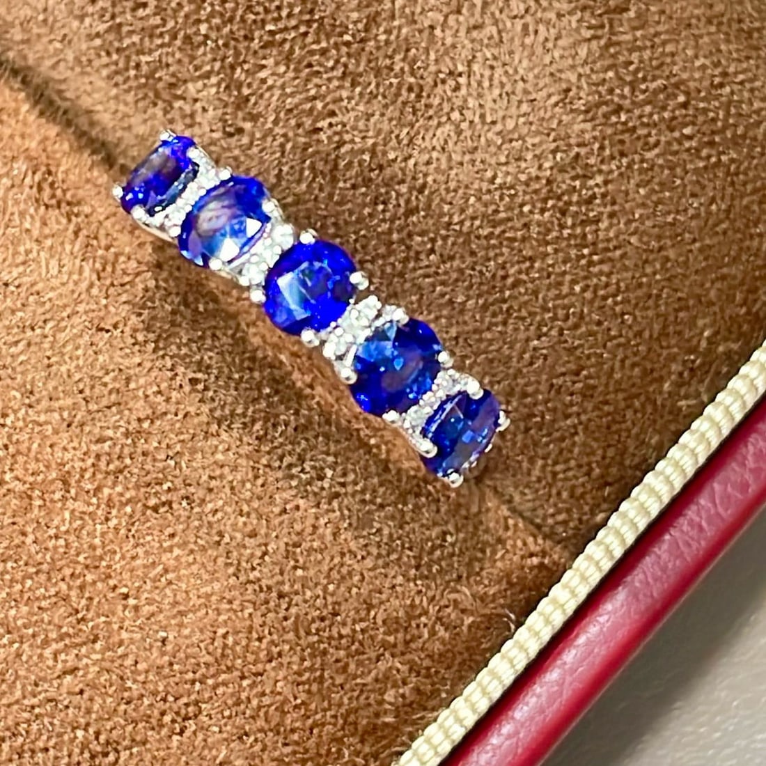 14k Gold 1.5 Ct Natural Sapphire & Diamond Ring - 4