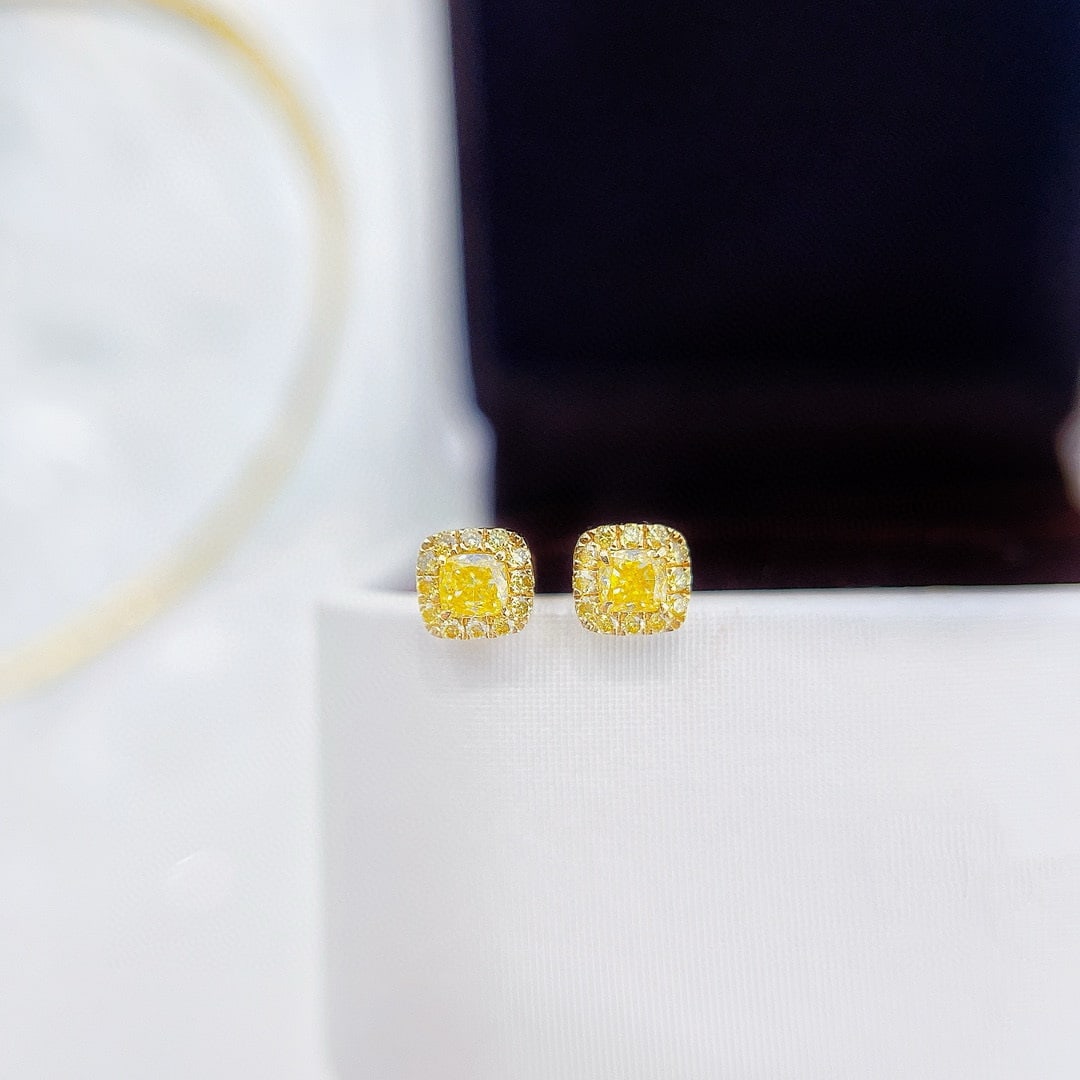 14k Gold 0.46 Ctw Natural Yellow Diamond & Yellow Diamond Earrings: Ref:230983177 // gold content:14k gold // main gemstone:yellow diamond // shape:cushion // carat weight:0. 34ct // color:yellow // treatment:natural // // adjacent gemstone 2 : yellow diamond // shape