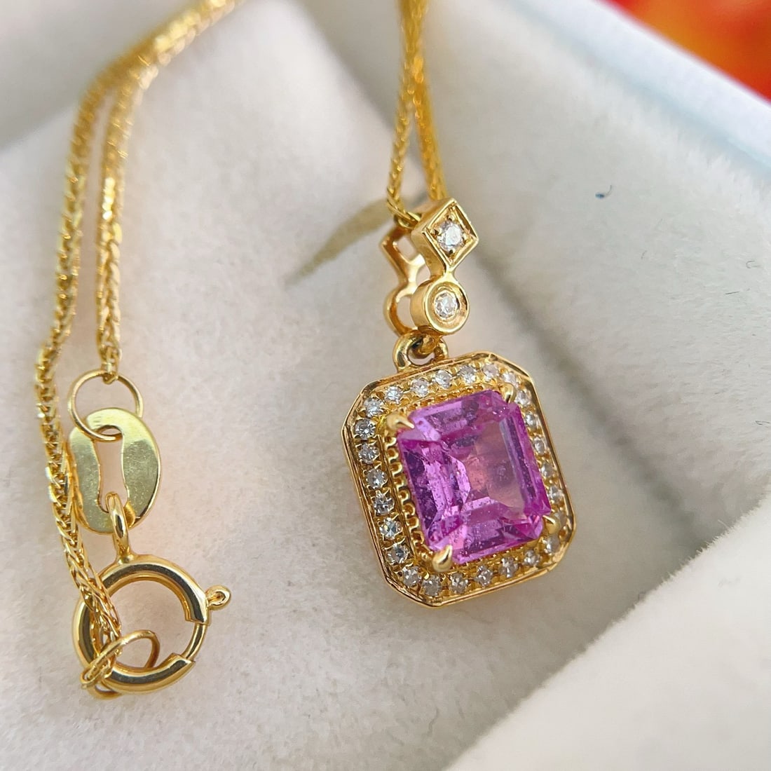 14k Gold 1.0 Ctw Natural Padparadscha Sapphire & Diamond Necklace - 2
