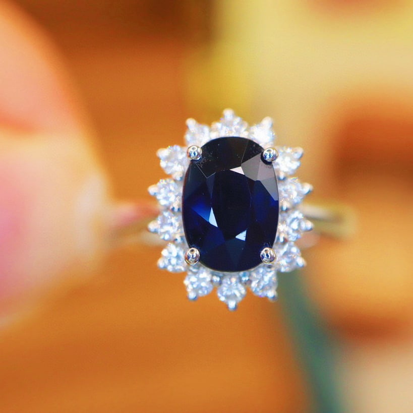 14k Gold 0.97 Ctw Natural Sapphire & Diamond Necklace: Ref:230983207 // gold content:14k gold // main gemstone:sapphire // shape:pear // carat weight:0. 83ct // color:blue // treatment:natural // // adjacent gemstone 2 : diamond // number of stones:30 //