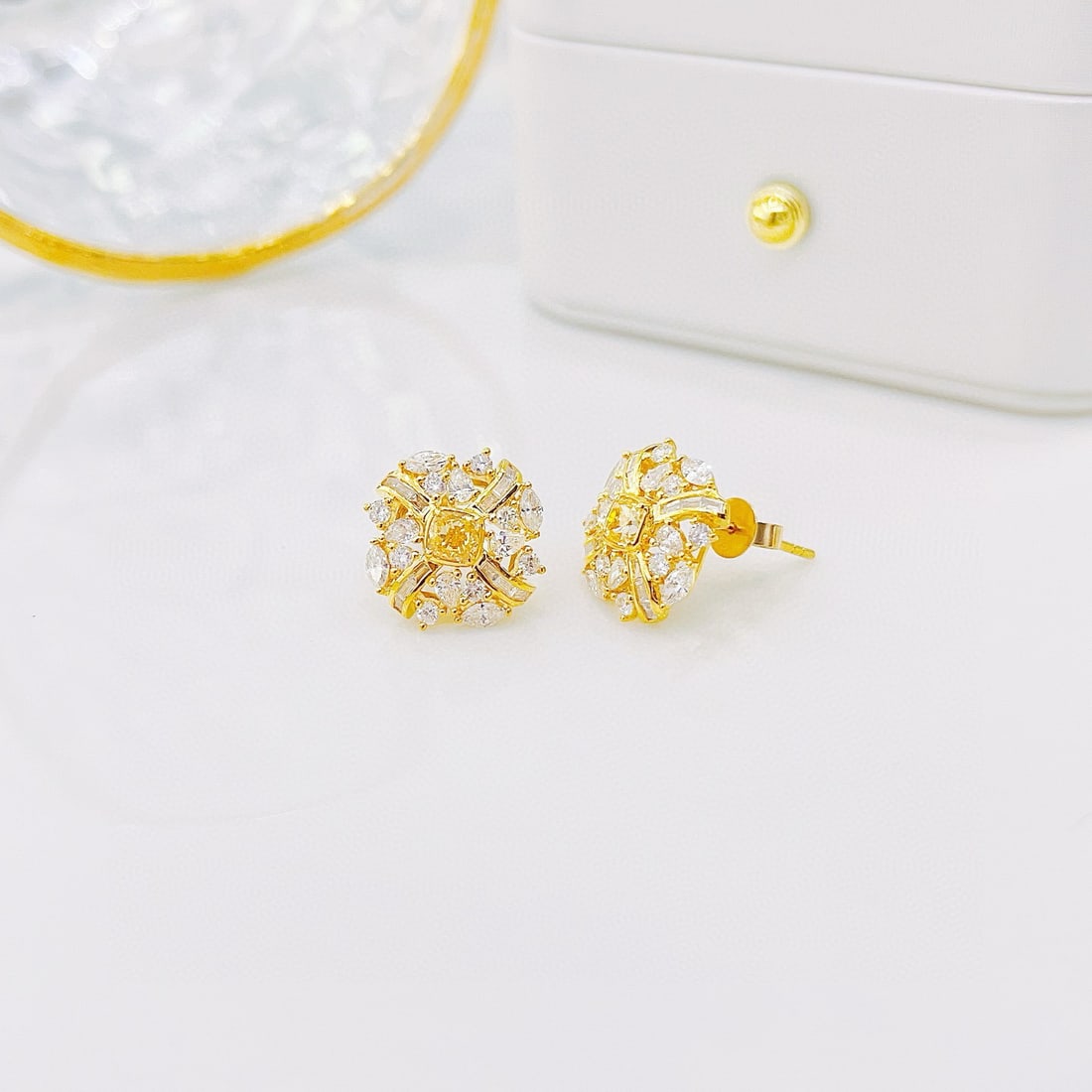 14k Gold 1.68 Ctw Natural Yellow Diamond & Diamond Earrings - 4