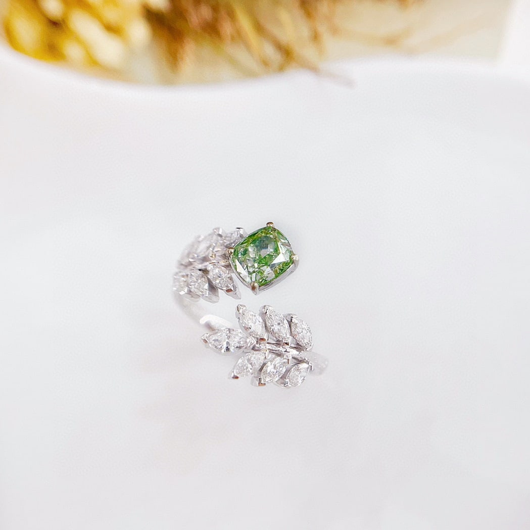 14k Gold 1.80 Ctw Natural Green Diamond & Diamond Ring - 3