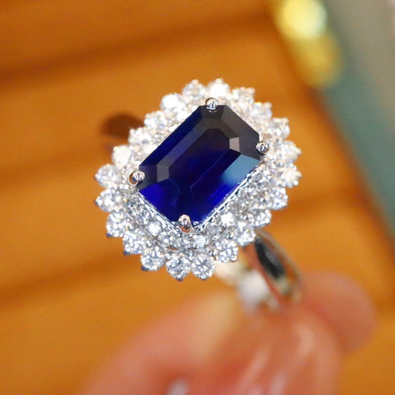 14k Gold 1.87 Ctw Natural Sapphire & Diamond Ring - 4