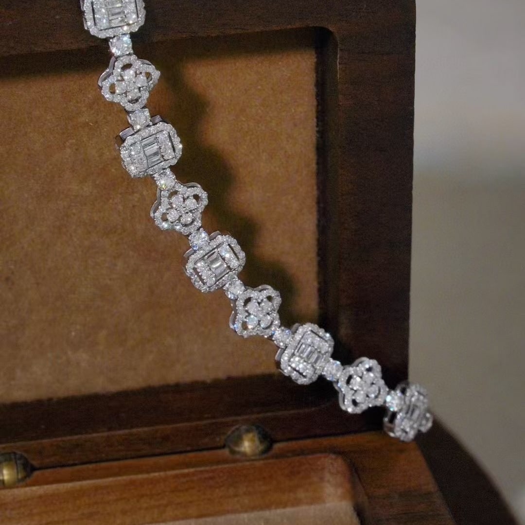 14k Gold 3.5 Ct Natural H Diamond Bracelet - 3