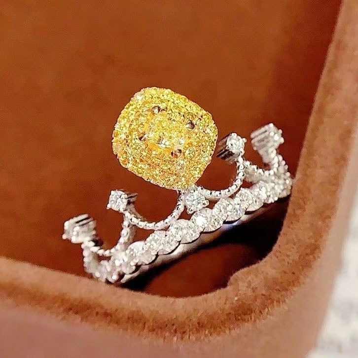 14k Gold 0.38 Ct Natural Yellow Diamond & Diamond Ring: Ref:230984013 // gold content:14k gold // ring size:7. 25us // // main gemstone:yellow diamond // shape:cushion // carat weight:0. 38ct // color:yellow // treatment:natural // // adjacent gemstone 2