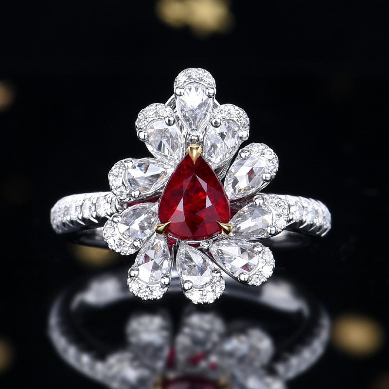 14k Gold 1.92 Ctw Natural Ruby & Diamond Ring/pendant( Without Chain ): Ref:230984017 // gold content:14k gold // ring size:7. 25us // // main gemstone:ruby // shape:pear // carat weight:1. 05ct // color:pigeonblood red // treatment:natural // // adjacent gemstone 2 : dia