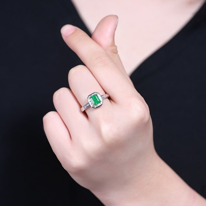14k Gold 1.42 Ctw Vivid Green Natural Emerald & Diamond Ring - 2