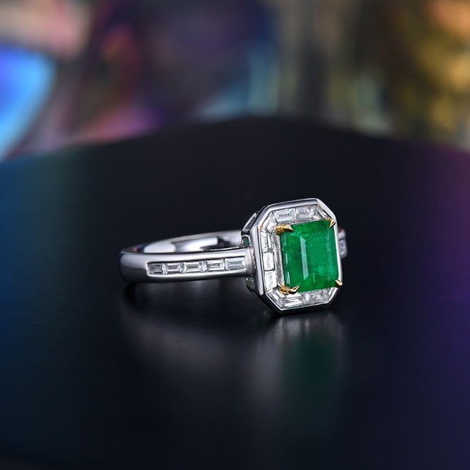 14k Gold 1.42 Ctw Vivid Green Natural Emerald & Diamond Ring - 5