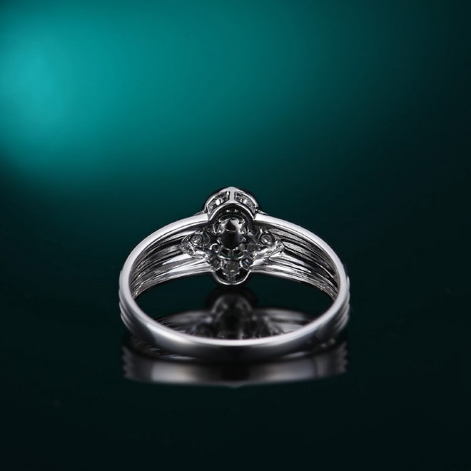 14k Gold 0.38 Ctw Vivid Green Natural Emerald & Diamond Ring - 3