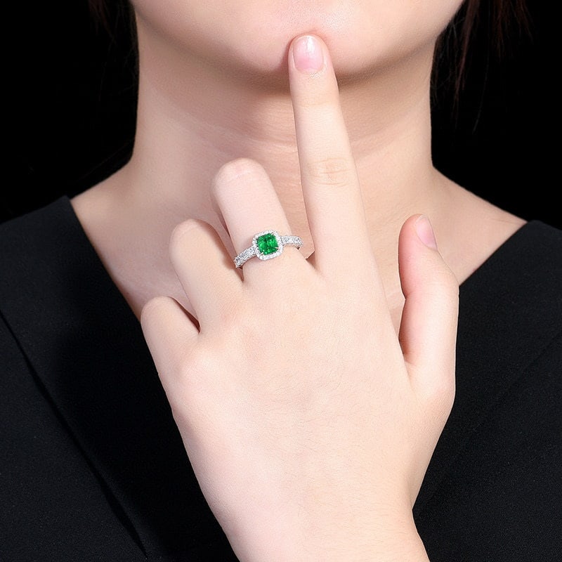 14k Gold 2.15 Ctw Vivid Green Natural Emerald & Diamond Ring - 6
