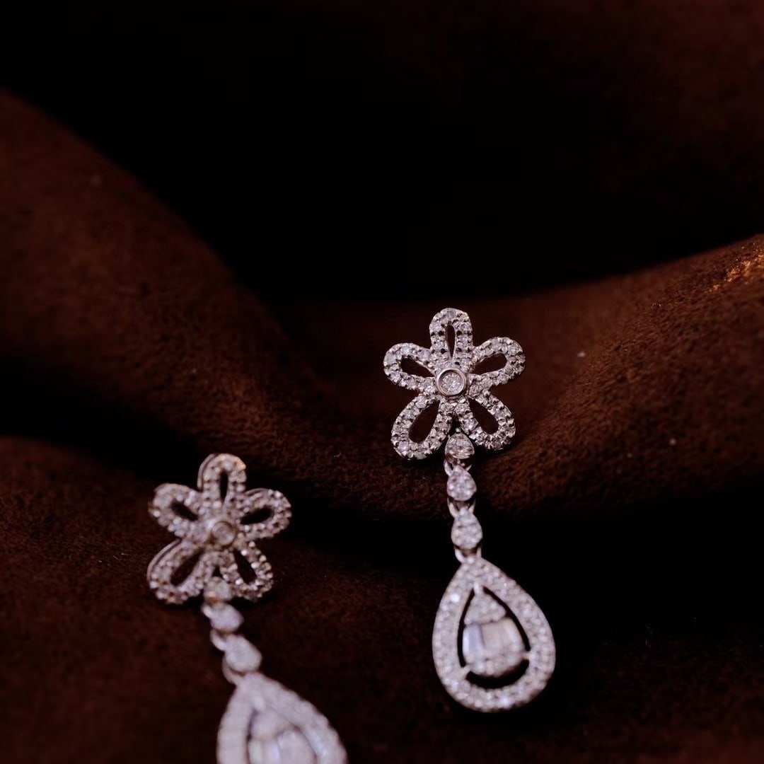 14k Gold 0.8 Ct Natural H Diamond Earrings - 6
