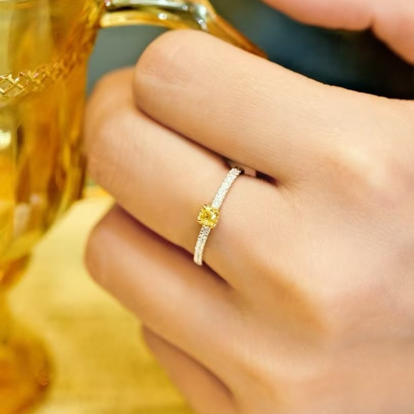 14k Gold 0.2 Ct Natural Yellow Diamond & Diamond Ring - 3