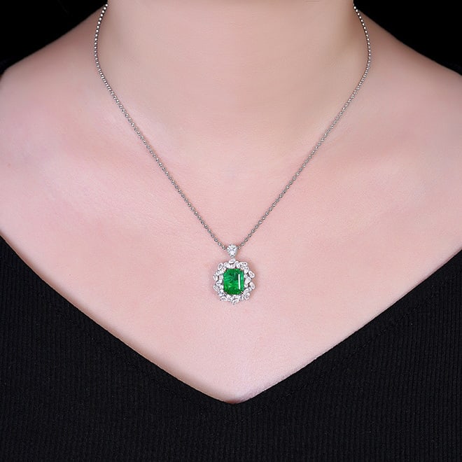 14k Gold 4.07 Ctw Vivid Green Natural Emerald & Diamond Ring/pendant( Without Chain ) - 5