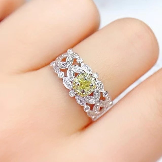 14k Gold 0.28 Ct Natural Yellow Diamond & Diamond Ring - 4