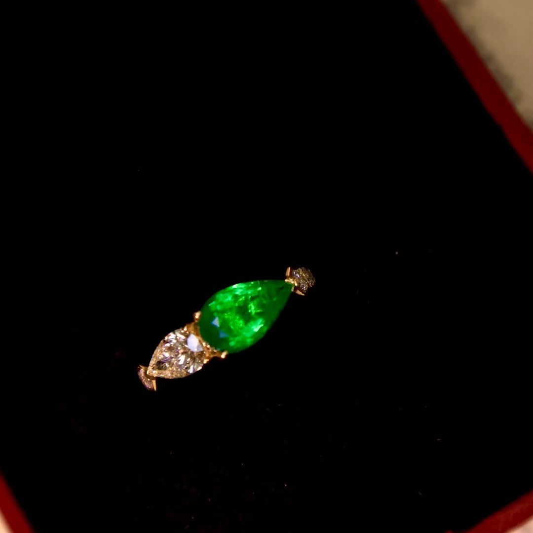 14k Gold 1.95 Ctw Vivid Green Natural Emerald & Diamond Ring - 5