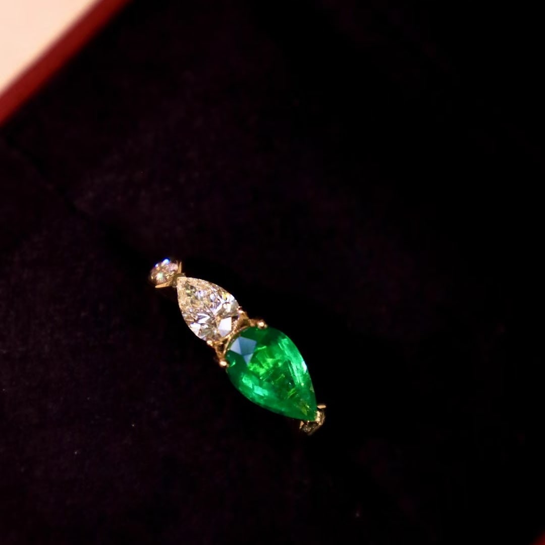 14k Gold 1.95 Ctw Vivid Green Natural Emerald & Diamond Ring - 6