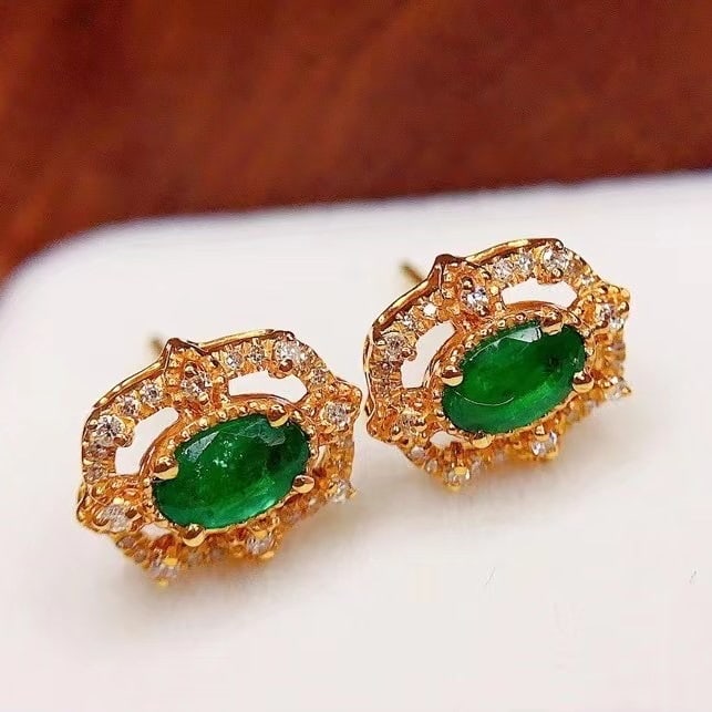 14k Gold 0.7 Ct Vivid Green Natural Emerald & Diamond Earrings - 2