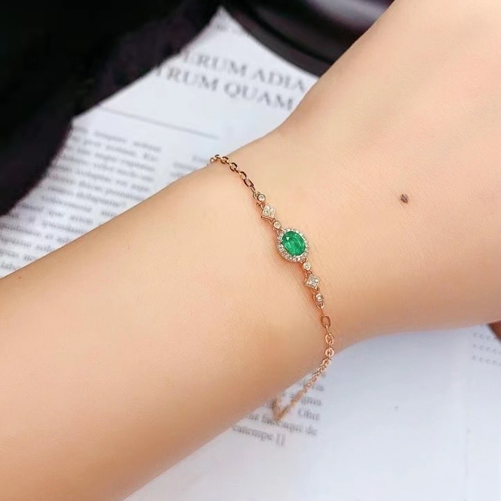 14k Gold 0.45 Ct Vivid Green Natural Emerald & Diamond Bracelet - 4