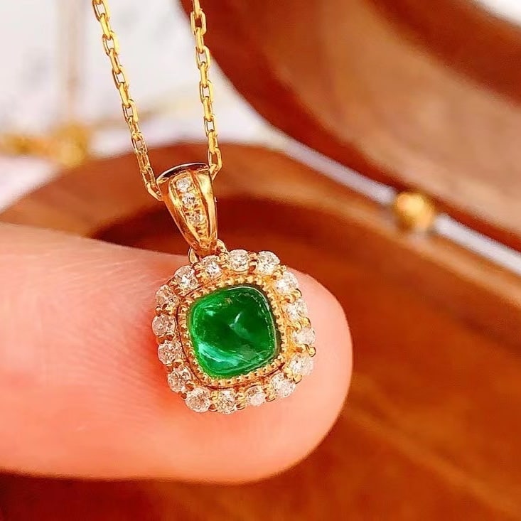 14k Gold 0.7 Ct Vivid Green Natural Emerald & Diamond Pendant( Without Chain ) - 3