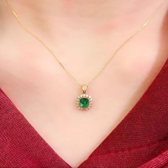 14k Gold 0.7 Ct Vivid Green Natural Emerald & Diamond Pendant( Without Chain ) - 5