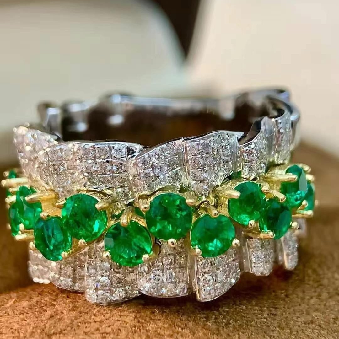 14k Gold 2.31 Ctw Vivid Green Natural Emerald & Diamond Ring - 2
