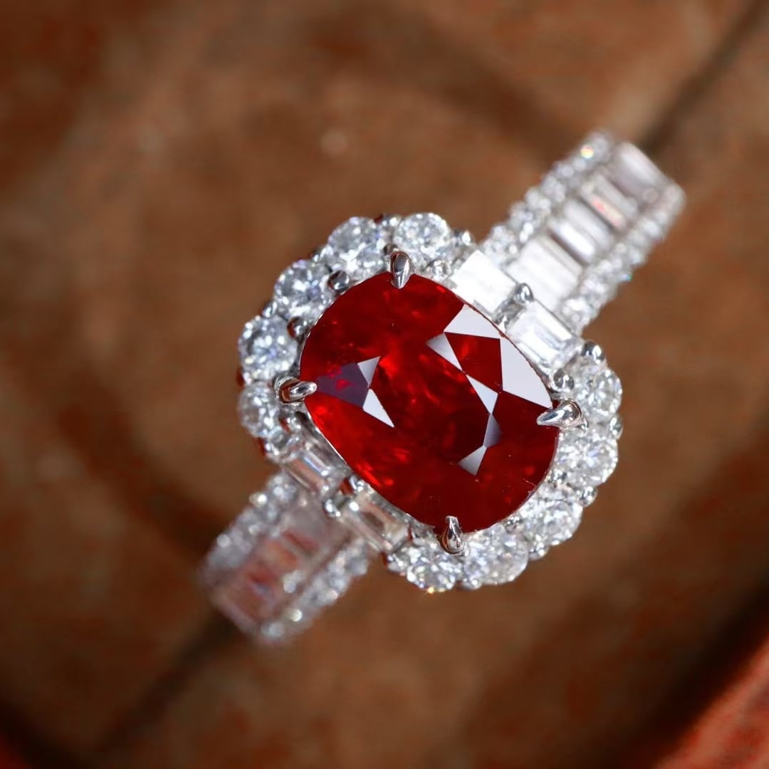 14k Gold 1.87 Ctw Natural Ruby & Diamond Ring: Ref:230984128 // gold content:14k gold // ring size:7. 25us // // main gemstone:ruby // shape:oval // carat weight:1. 34ct // color:pigeonblood red // treatment:natural // // adjacent gemstone 2 : dia