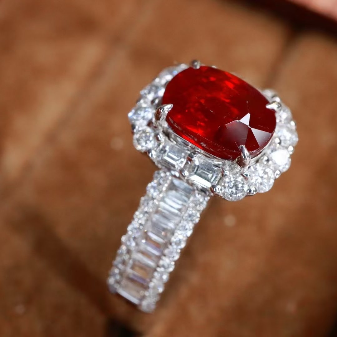 14k Gold 1.87 Ctw Natural Ruby & Diamond Ring - 2