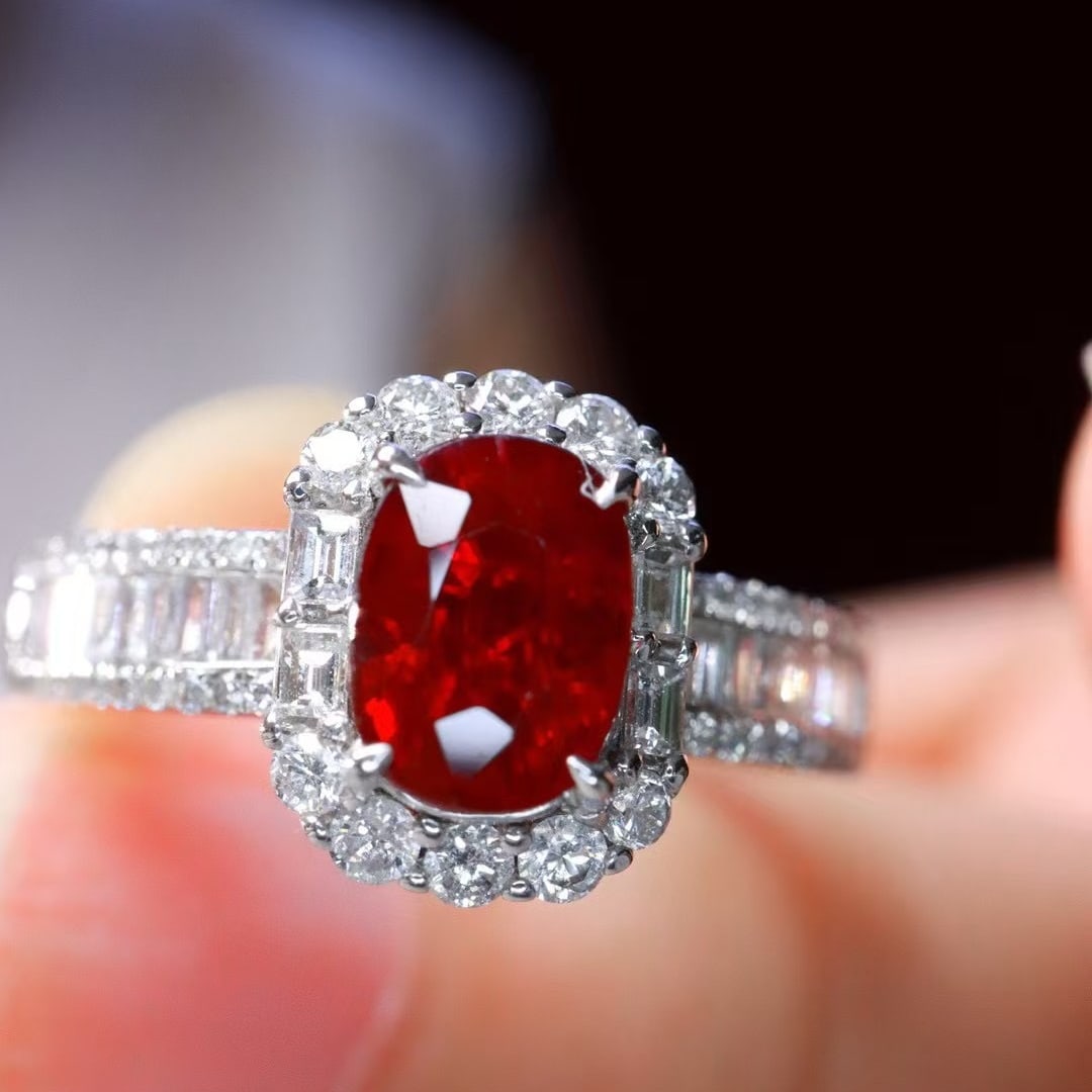 14k Gold 1.87 Ctw Natural Ruby & Diamond Ring - 4