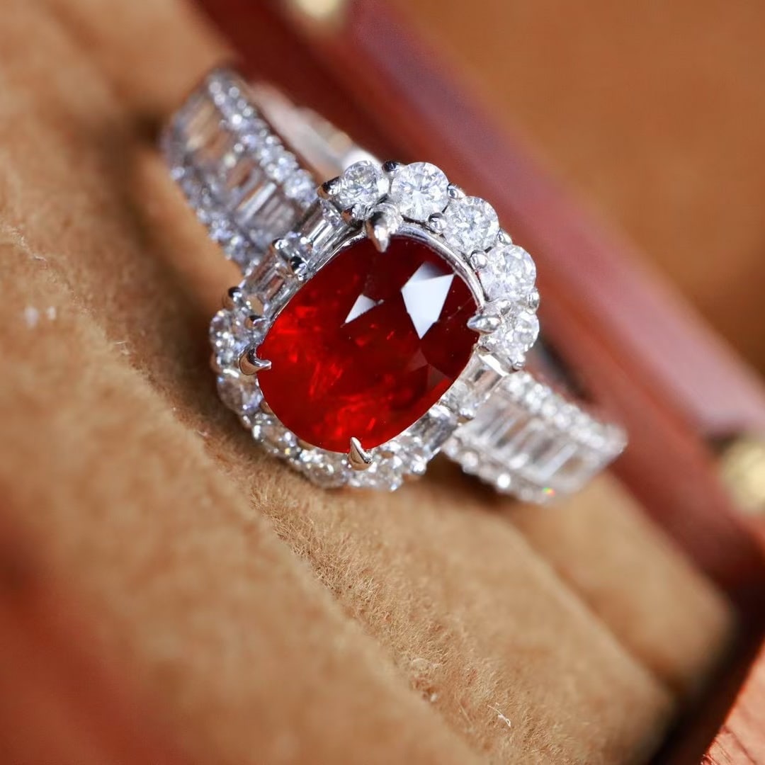 14k Gold 1.87 Ctw Natural Ruby & Diamond Ring - 6