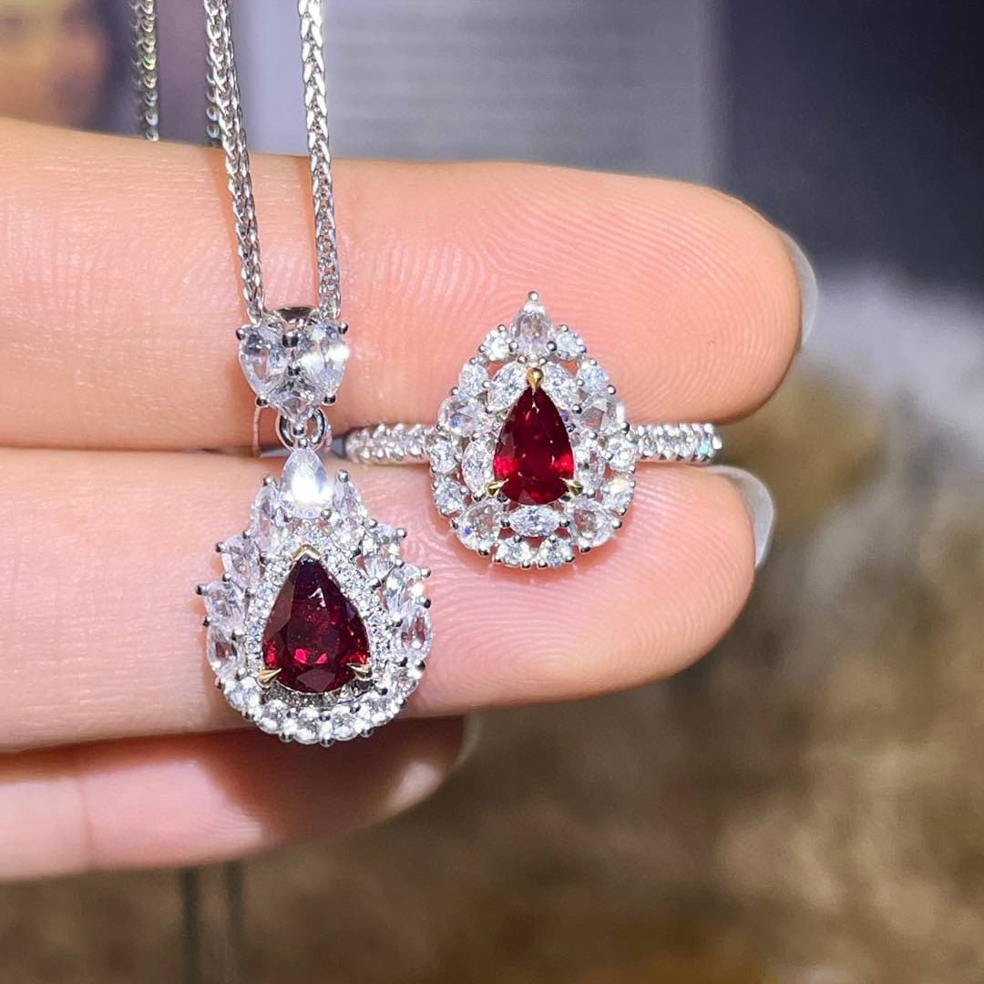 14k Gold 2.19 Ctw Natural Ruby & Diamond Jewelry Set: Ref:230984130 // gold content:14k gold // ring size:7. 25us // // main gemstone:ruby // shape:pear // carat weight:1. 57ct // color:pigeonblood red // treatment:natural // // adjacent gemstone 2 : dia
