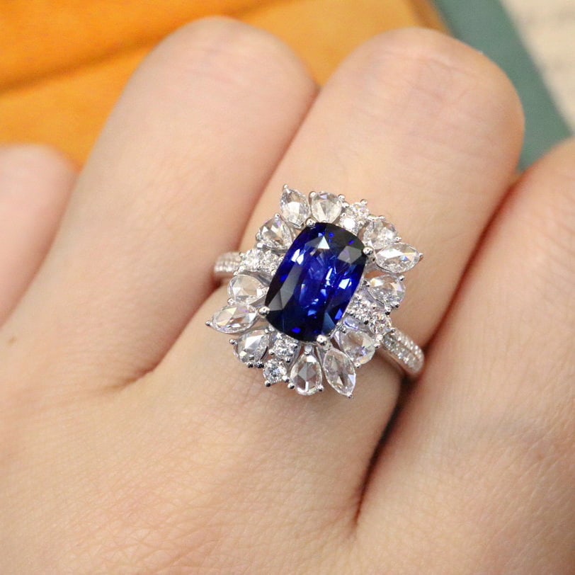 14k Gold 3.26 Ctw Natural Sapphire & Diamond Ring - 5