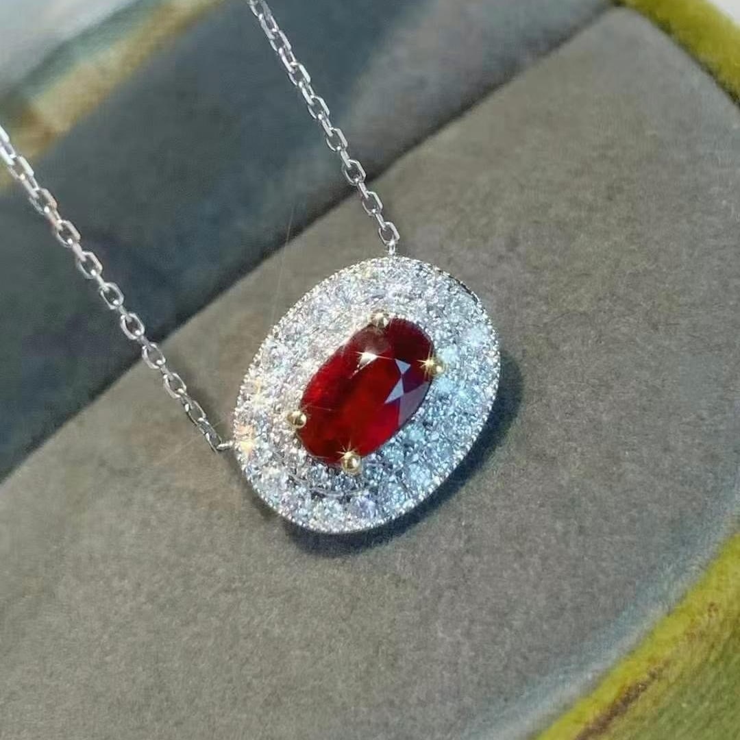 14k Gold 1.30 Ctw Natural Ruby & Diamond Necklace: Ref:230984137 // gold content:14k gold // main gemstone:ruby // shape:oval // carat weight:1. 04ct // color:pigeonblood red // treatment:natural // // adjacent gemstone 2 : diamond // shape:round //