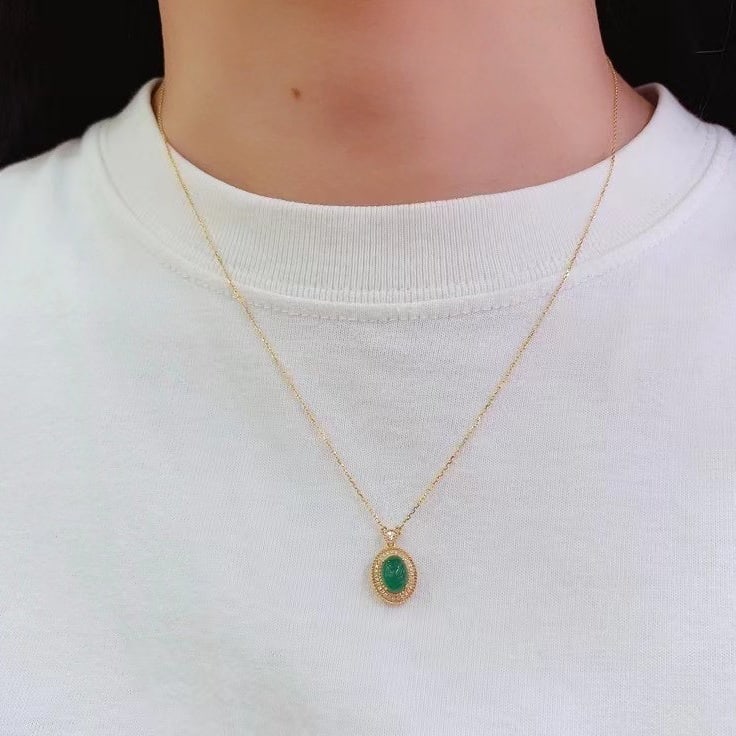 14k Gold 1.3 Ct Natural Emerald & Diamond Necklace - 2