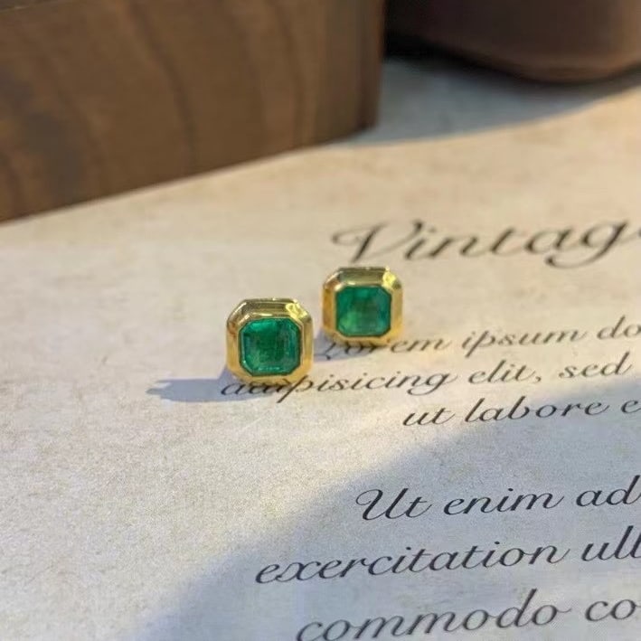 14k Gold 1 Ct Natural Emerald Earrings - 3