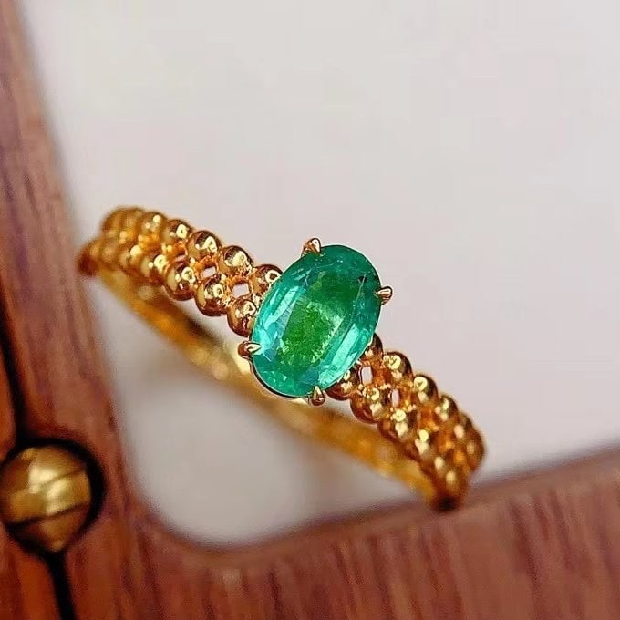 14k Gold 0.65 Ct Natural Emerald Ring - 2