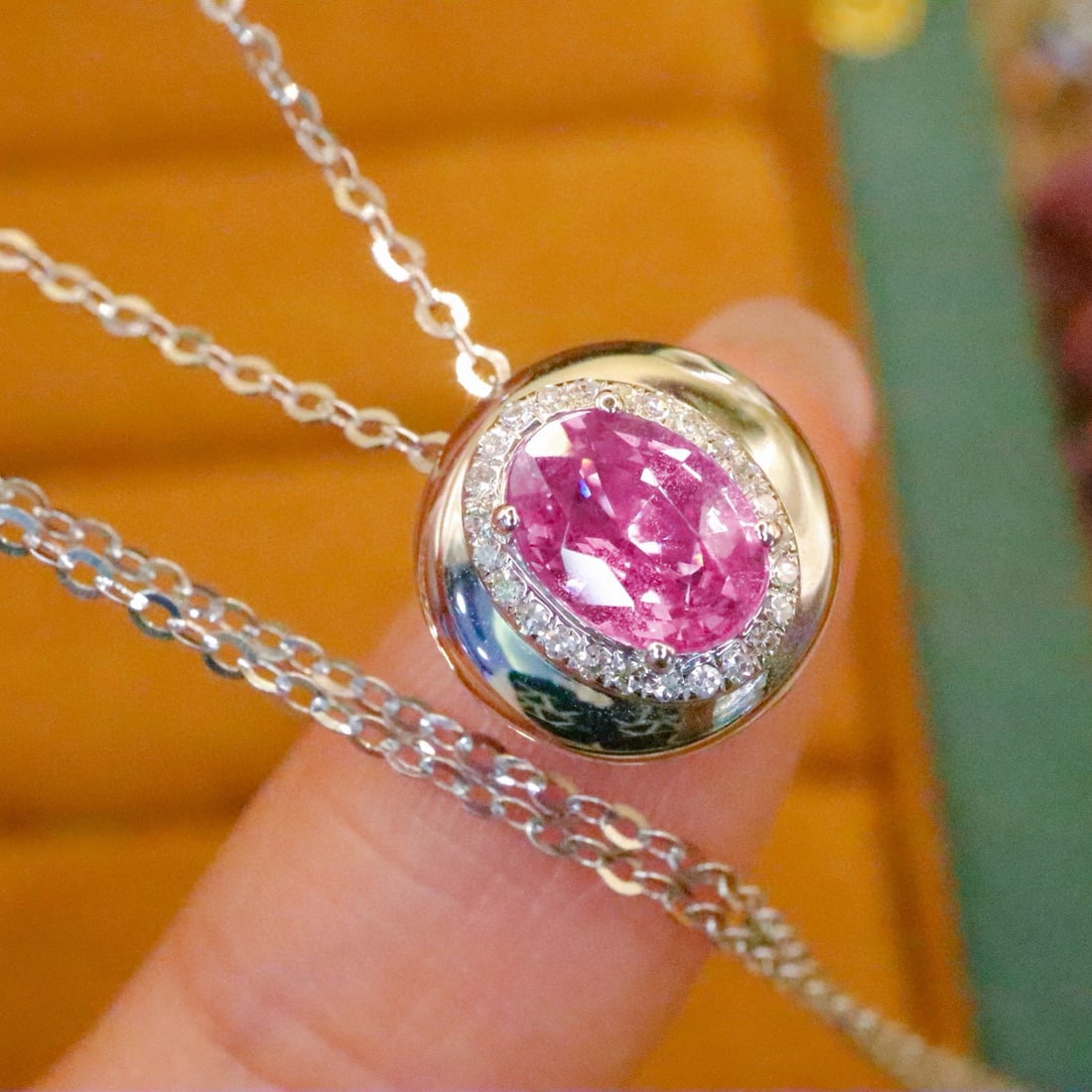14k Gold 1.07 Ctw Natural Padparadscha Sapphire & Diamond Necklace - 3
