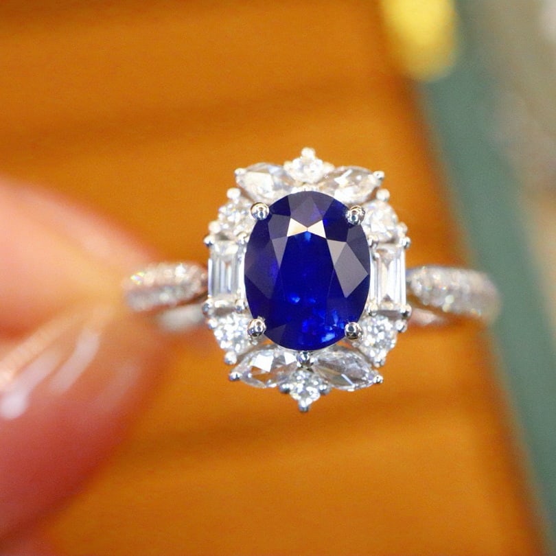 14k Gold 1.50 Ctw Natural Sapphire & Diamond Ring: Ref:230984161 // gold content:14k gold // ring size:7. 25us // // main gemstone:sapphire // shape:oval // carat weight:1. 12ct // color:royal blue // treatment:natural // // adjacent gemstone 2 :