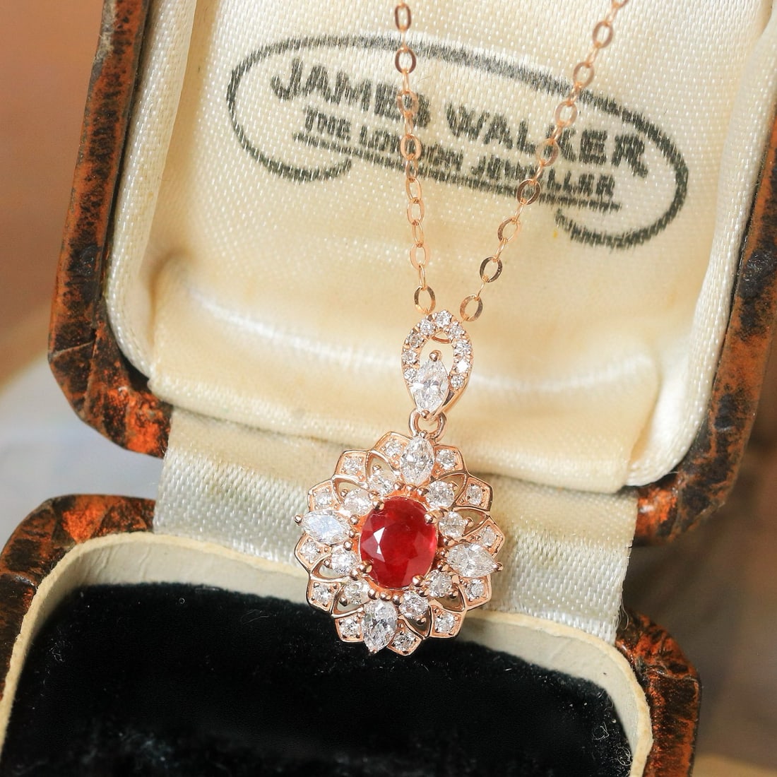 14k Gold 0.85 Ctw Natural Ruby & Diamond Pendant( Without Chain ): Ref:230984167 // gold content:14k gold // main gemstone:ruby // shape:oval // carat weight:0. 4ct // color:pigeonblood red // treatment:natural // // adjacent gemstone 2 : diamond // shape:multiply //