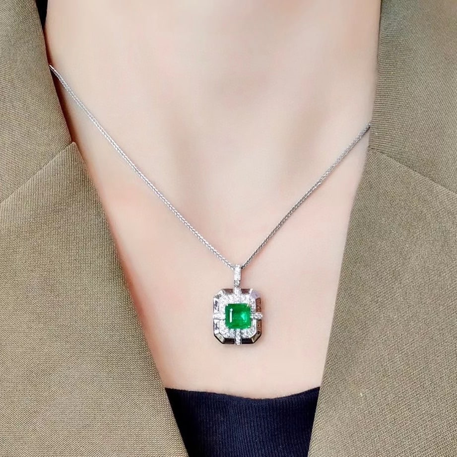 14k Gold 1.98 Ctw Vivid Green Natural Emerald & Diamond Pendant( Without Chain ) - 3