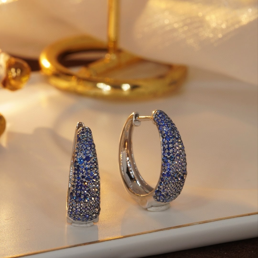 14k Gold 2.0 Ct Natural Sapphire Earrings: Ref:230984176 // gold content:14k gold // main gemstone:sapphire // shape:round // carat weight:2. 0ct // color:blue // treatment:natural // cut grade:g // Condition: New Low Estimate: 4000 High