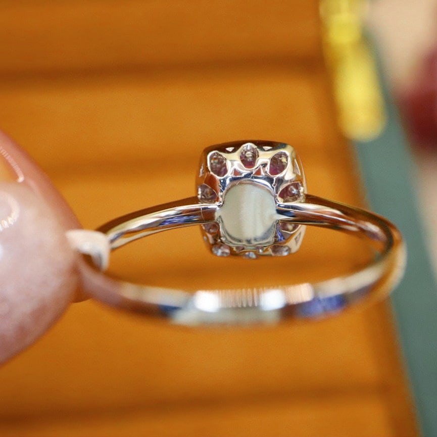 14k Gold 1.50 Ctw Natural Padparadscha Sapphire & Diamond Ring - 4