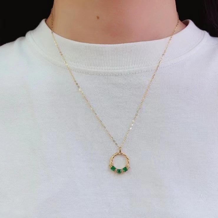 14k Gold 0.8 Ct Vivid Green Natural Emerald & Diamond Necklace - 3