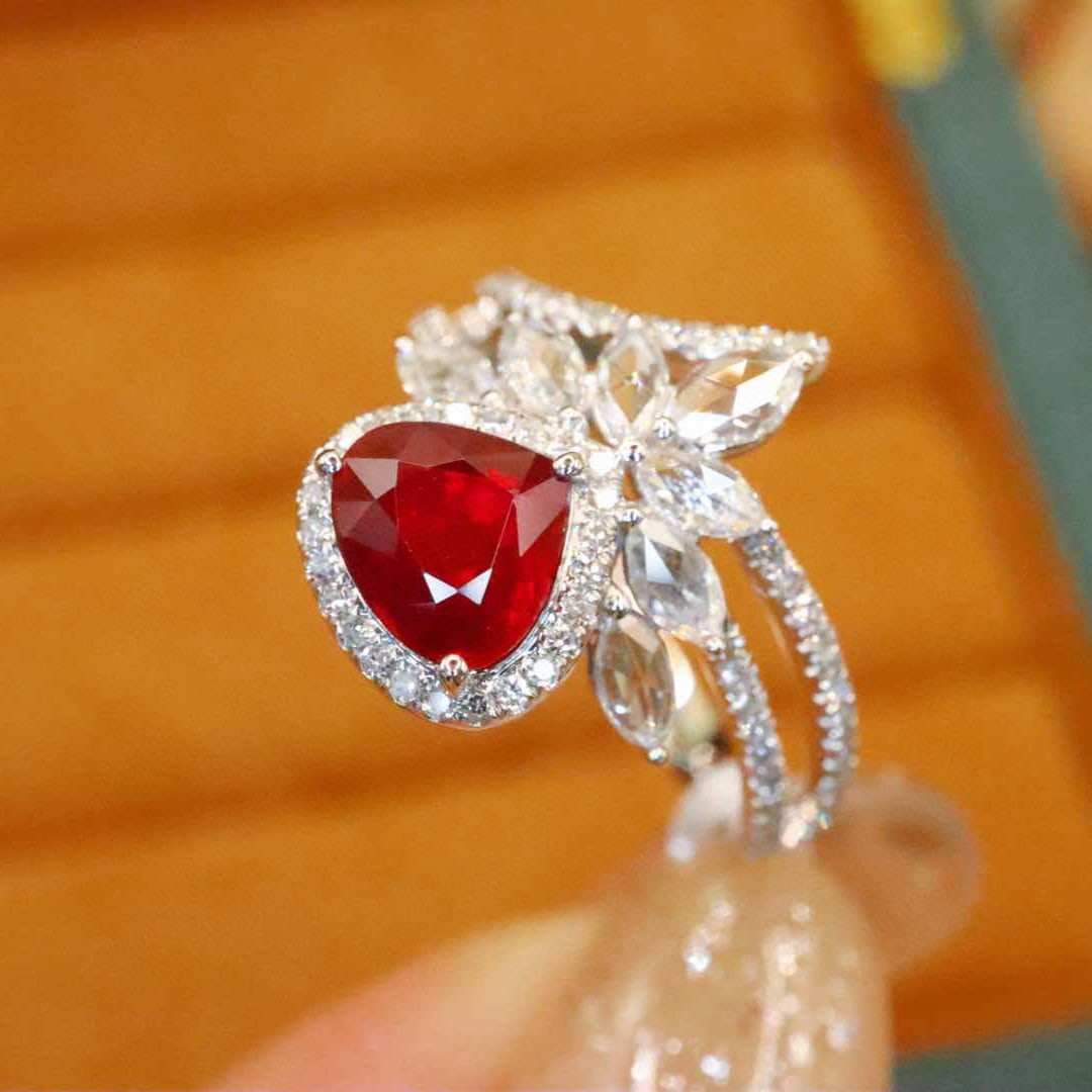 14k Gold 1.48 Ctw Natural Ruby & Diamond Ring - 3