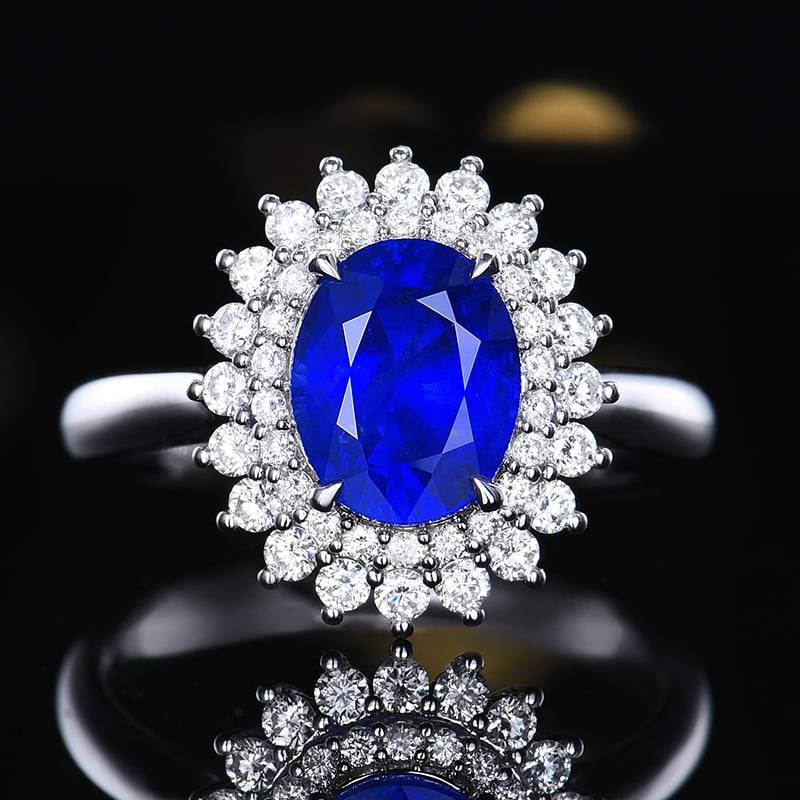 14k Gold 3.05 Ctw Natural Sapphire & Diamond Ring: Ref:230984194 // gold content:14k gold // ring size:7. 25us // // main gemstone:sapphire // shape:oval // carat weight:2. 5ct // color:royal blue // treatment:natural // // adjacent gemstone 2 : diamo