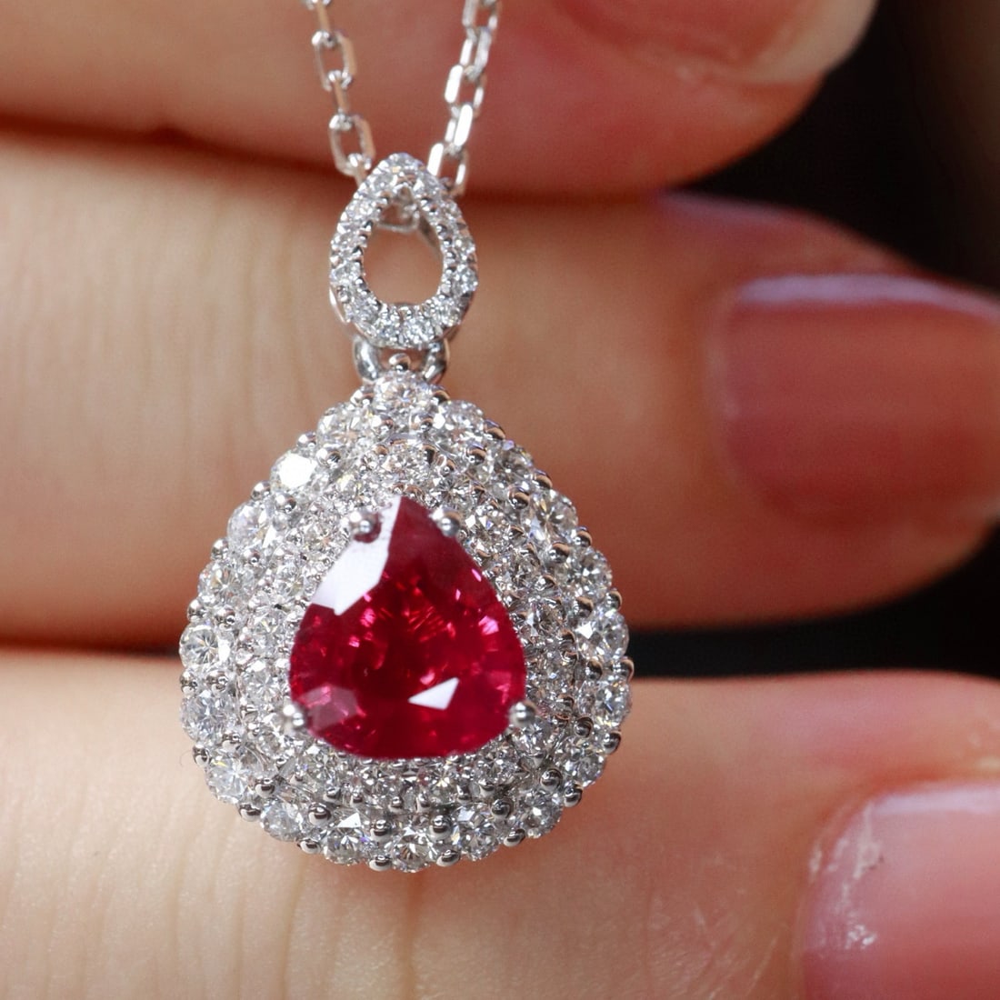 14k Gold 1.77 Ctw Natural Ruby & Diamond Pendant( Without Chain ): Ref:230984199 // gold content:14k gold // main gemstone:ruby // shape:pear // carat weight:1. 16ct // color:red // treatment:natural // // adjacent gemstone 2 : diamond // shape:round // carat weight: