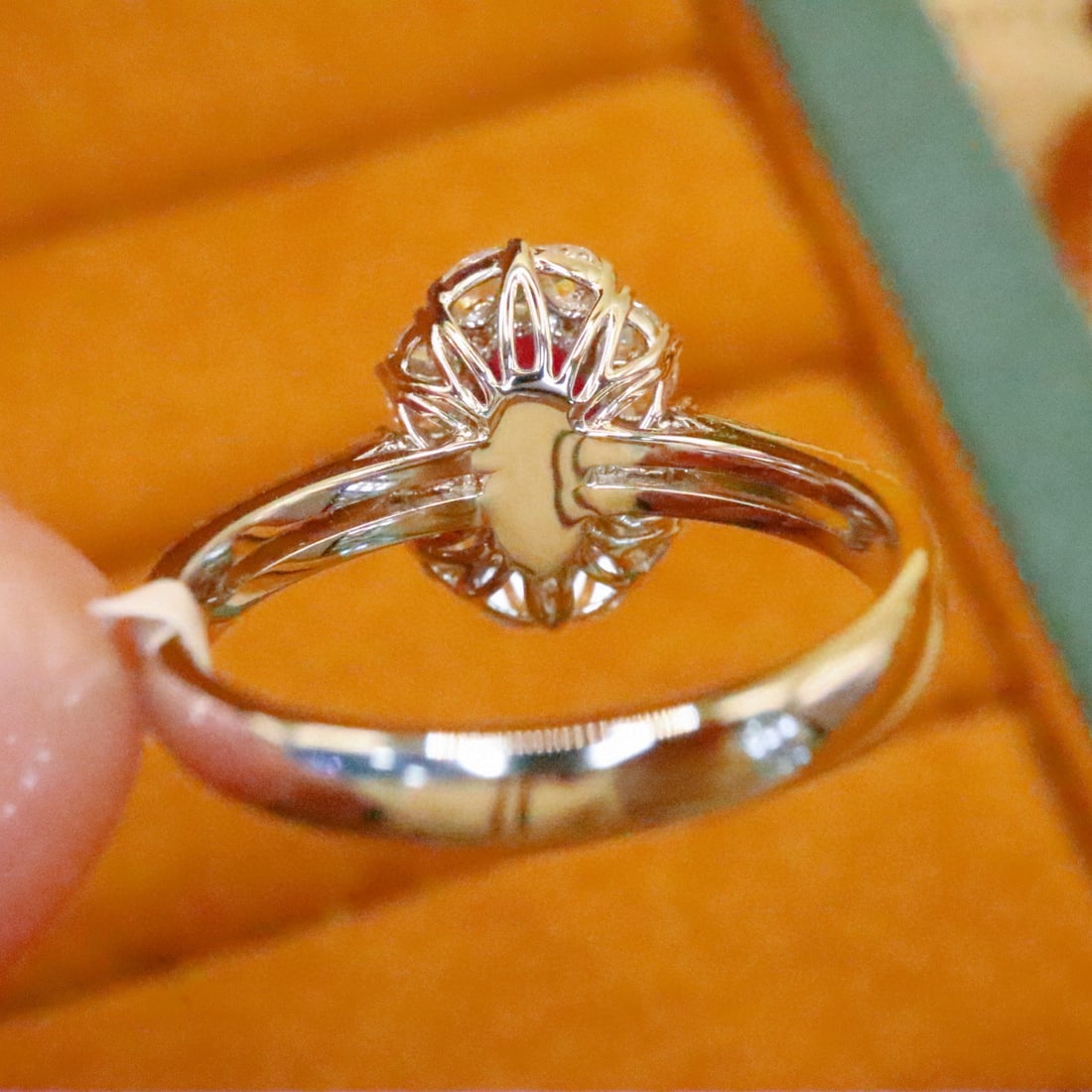 14k Gold 1.40 Ctw Natural Ruby & Diamond Ring - 4