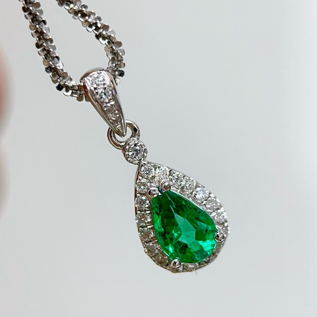 14k Gold 0.48 Ctw Vivid Green Natural Emerald & Diamond Pendant( Without Chain ) - 2