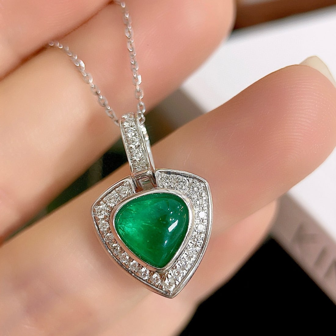 14k Gold 1.94 Ctw Vivid Green Natural Emerald & Diamond Pendant( Without Chain ) - 2